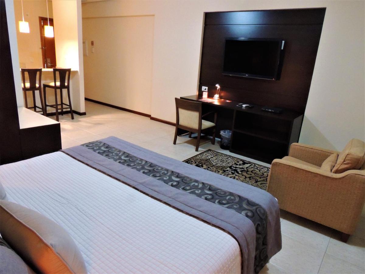 Mondrian Suite Hotel São José dos Campos Exterior foto